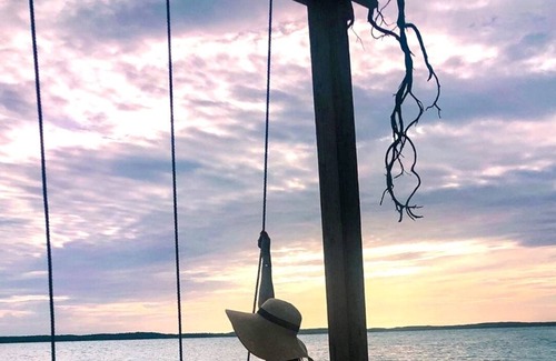 Gregory Town Bed & Breakfast | Ocean Tally