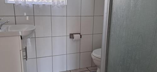 Manaba Beach Apartment | Ocean Vibes Studio Apartment