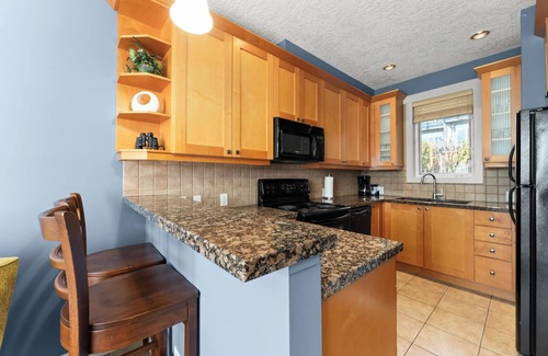 Sooke House | Ocean View 2 Bedroom Townhome, Sooke, BC