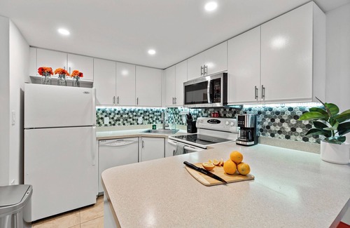 Cape Caneveral Beach Gardens Condo | Ocean View, 2 Primary Suites, Heated Pool, Beach