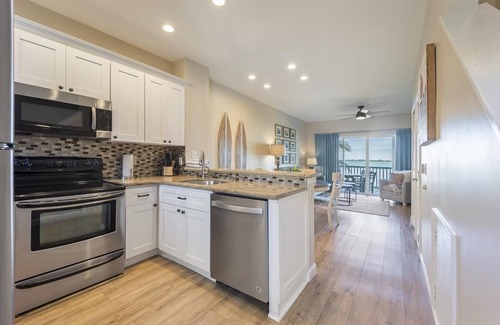 Duck Key House | Ocean-View 2BR/2BA Conch Villa 5047: Village at Hawks Cay Villas