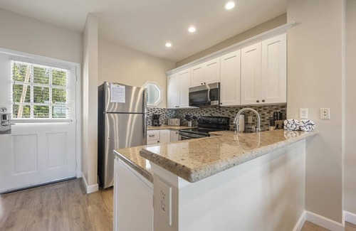 Duck Key House | Ocean-View 2BR/2BA Conch Villa 5047: Village at Hawks Cay Villas