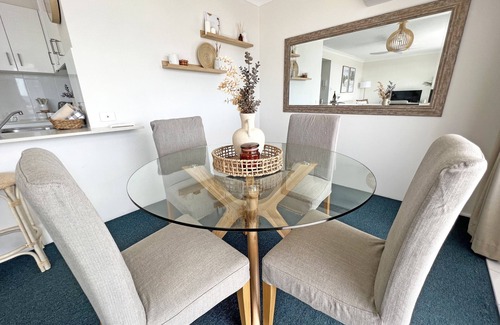 Biggera Waters Apartment | Ocean View 2BR Apartment w/hot tub. Heated pool, Games room, Gym