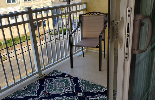 North Wildwood Condo | Ocean View 2br Condo in Champagne Island resort & Flip Flopz. Perfect Location !