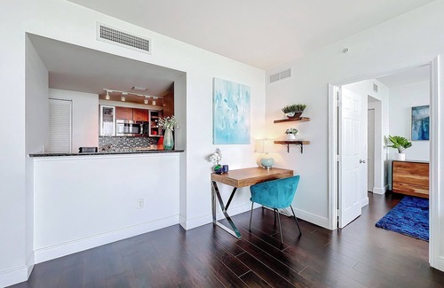 Ocean Ridge Apartment | Ocean View 3 Bedroom Apartment in Boynton Beach, Pool, Fitness Room + More!