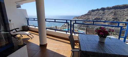 Taurito Apartment | Ocean view apartment in Taurito, Mogan - Top Floor