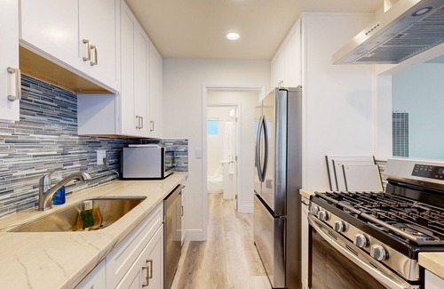 San Clemente Apartment | Ocean View apt. steps from beach, dining, shopping, & pier - shared W/D