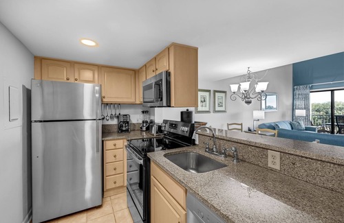 Folly Field Condo | Ocean View at Island Club