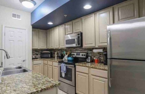 Gulfport Condo | Ocean View - Beach Bungalow, 2 Bed/2 Bath