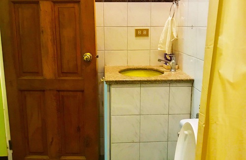 Dumaguete House | Ocean View Beach House. 10mins from Airport