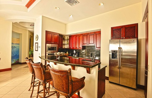 Herradura Condo | Ocean View, Bella Vista 3 bdr prime location