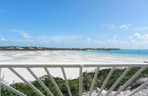 Out Islands Villa | Ocean View