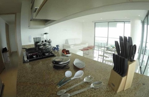 Crespo Apartment | Ocean View Central between beach and city center - Vista al mar, central