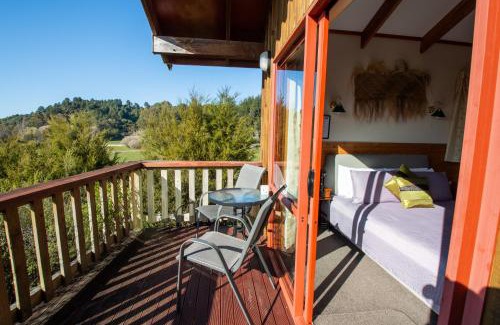 Marahau Ski Chalet | Ocean View Chalets