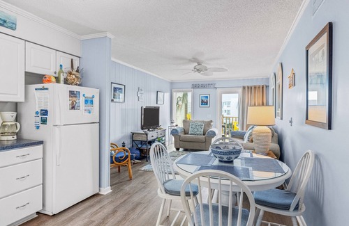 Morehead City Condo | Ocean view condo with pool access, central AC, WiFi, and private washer/dryer
