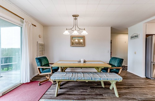 Smith River House | Ocean-view cottage with private beach access, tree house, outdoor fireplace