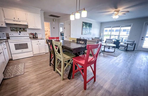 Shell Island House | Ocean view duplex just steps from the beach!