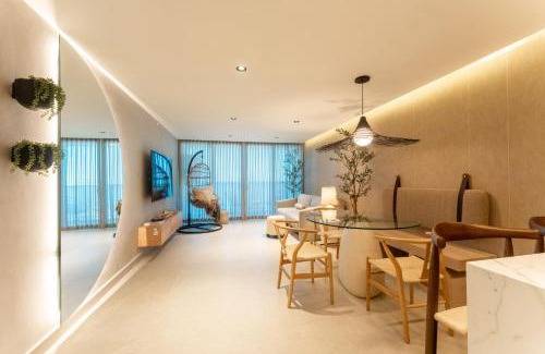 Isla Verde Apartment | OCEAN VIEW DELUXE SUITE: PVT. BEACH & POOL