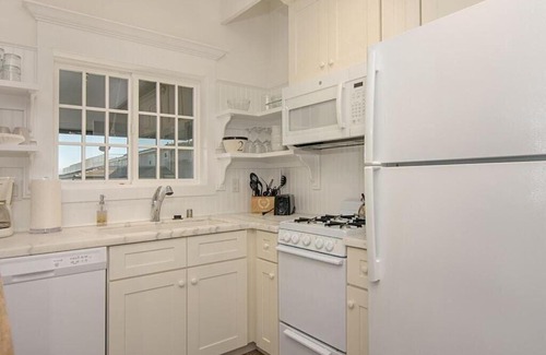 Carlsbad Apartment | Ocean View From Private Patio, Steps To Beach, Parking