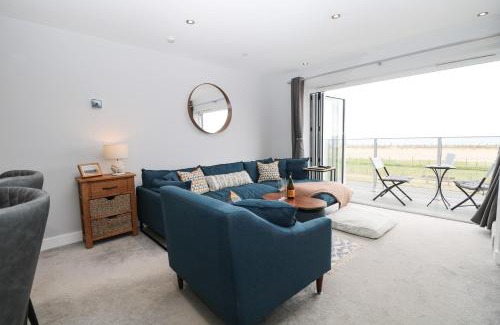 South Hayling House | Ocean View