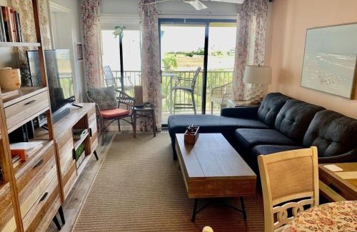 Palmetto Dunes House | Ocean View Good Vibes Villa 2 bed 2 bath