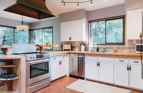 Sechelt House | Ocean view home located in the heart of Sechelt