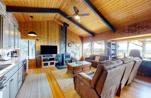 Gualala House | Ocean-view home & studio with hot tub, outdoor kitchen, fire table, wood stove