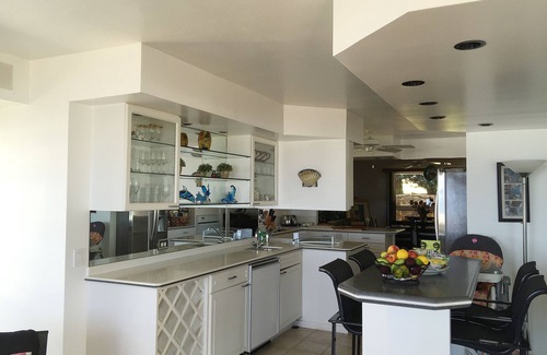 Waialae Iki Ridge House | Ocean View Home