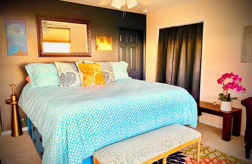 Holualoa House | Ocean View - King BednSelf Checkin-Out - Private Entry and Lanai