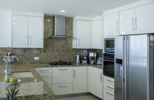 El Laguito Condo | Ocean View Luxurious Penthouse W/Spectacular Accom & Million Dollar Views