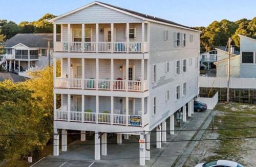 Ocean Drive House | Ocean View Luxury Rental - Sleeps 16