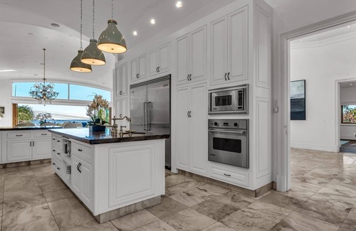 Central Malibu House | Ocean View Malibu Home by Escondido Beach