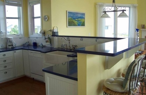 Oceanmarsh Subdivision House | ⛱🏝🏖 OCEAN VIEW nJust steps to beach/poolsnGolf cart-fenced yard-pet friendly