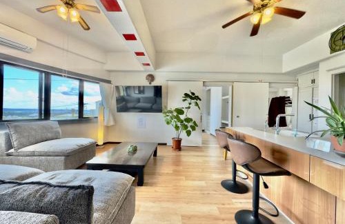 Hiyagon Apartment | Ocean View Orange House