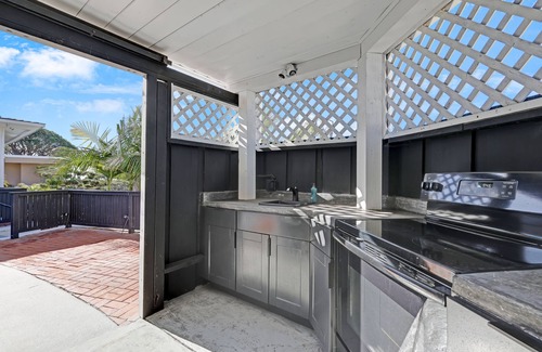 La Jolla Mesa House | OCEAN VIEW/Pool/Gourmet Kitchen/Outdoor Oasis near La Jolla! Sleeps 10 people!