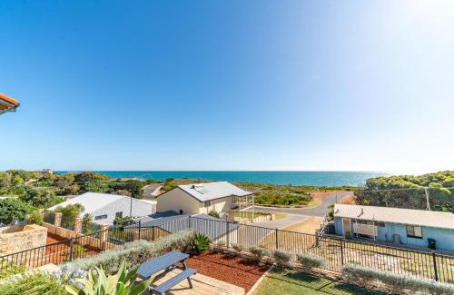 Guilderton House | Ocean View Retreat - Best View in town