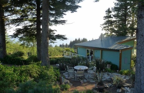 Florence Cottage | Ocean View Retreat, Florence/Yachats, OR