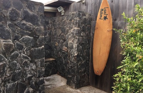 Paia House | Ocean View Retreat – Walk to Town and Beaches– A/C – Fast WiFi - Self Check-In