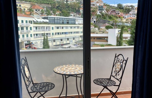 Camara de Lobos Apartment | Ocean View Roxos Park im Herzen von Camara de Lobos madeira für Work und Travel