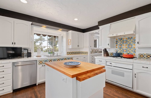 Upper Riviera House | Ocean View Santa Barbara Riviera Home.