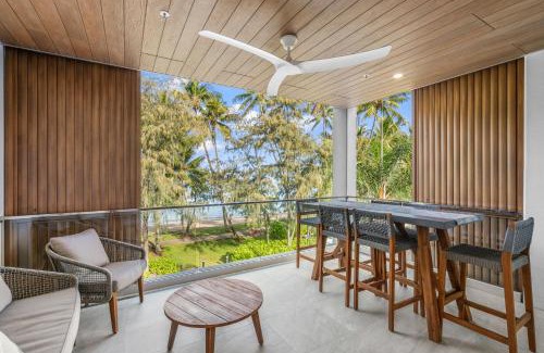 Palm Cove Apartment | Ocean View Shara