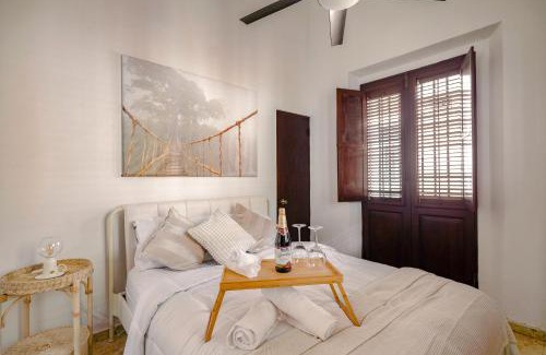 Mercado Apartment | Ocean View Spanish