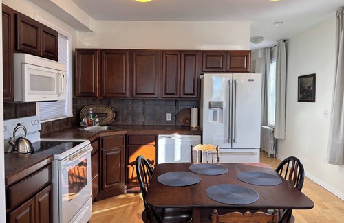 St. Andrews Apartment | Ocean view stay on Vibrant Water St.