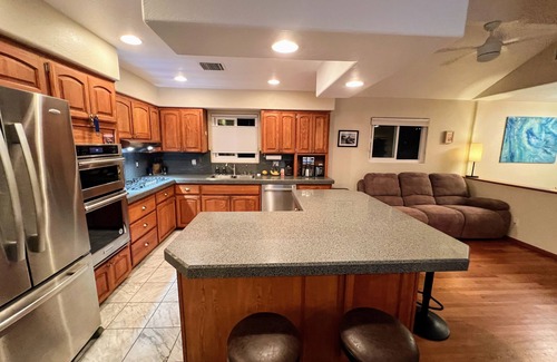 Ocean Beach House | Ocean View Sunset Cliffs Luxury Home w/Panoramic Roof Deck, Hot Tub & Fireplace