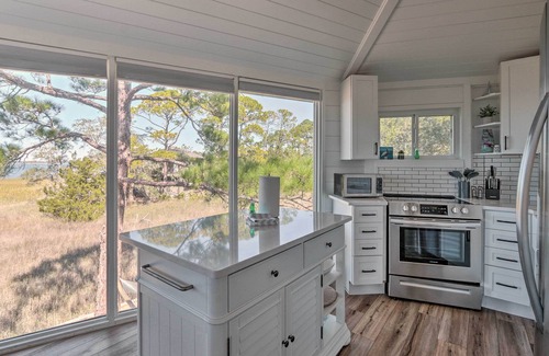Sea Pines House | Ocean-View Treetop Escape w/Fire Pit!