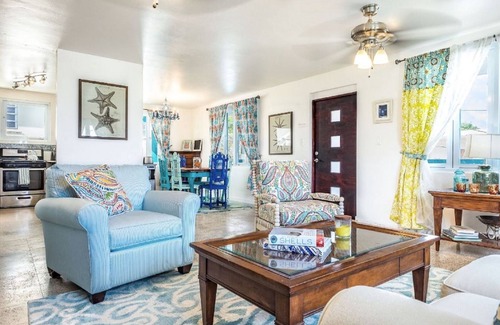 Las Croabas Villa | Ocean View Villa with Roof Top Deck - Cost savings w/ltd access to 3 bdrms