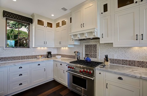 The Mesa House | Ocean View Villa - exceptional ocean views, A/C, centrally located to beach & downtown