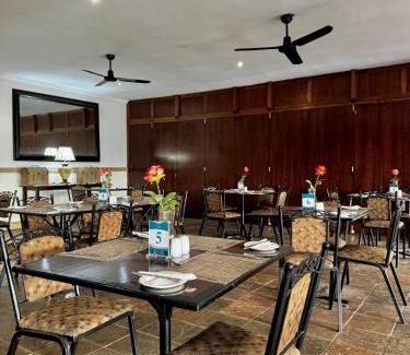 Port Edward Apartment | Ocean View Villas F05