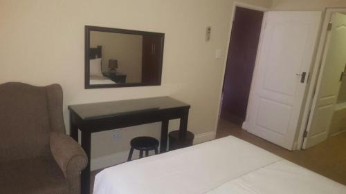 Port Edward Apartment | Ocean View Villas Unit H07