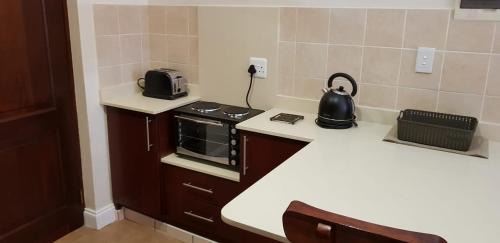 Port Edward Apartment | Ocean View Villas Unit G07